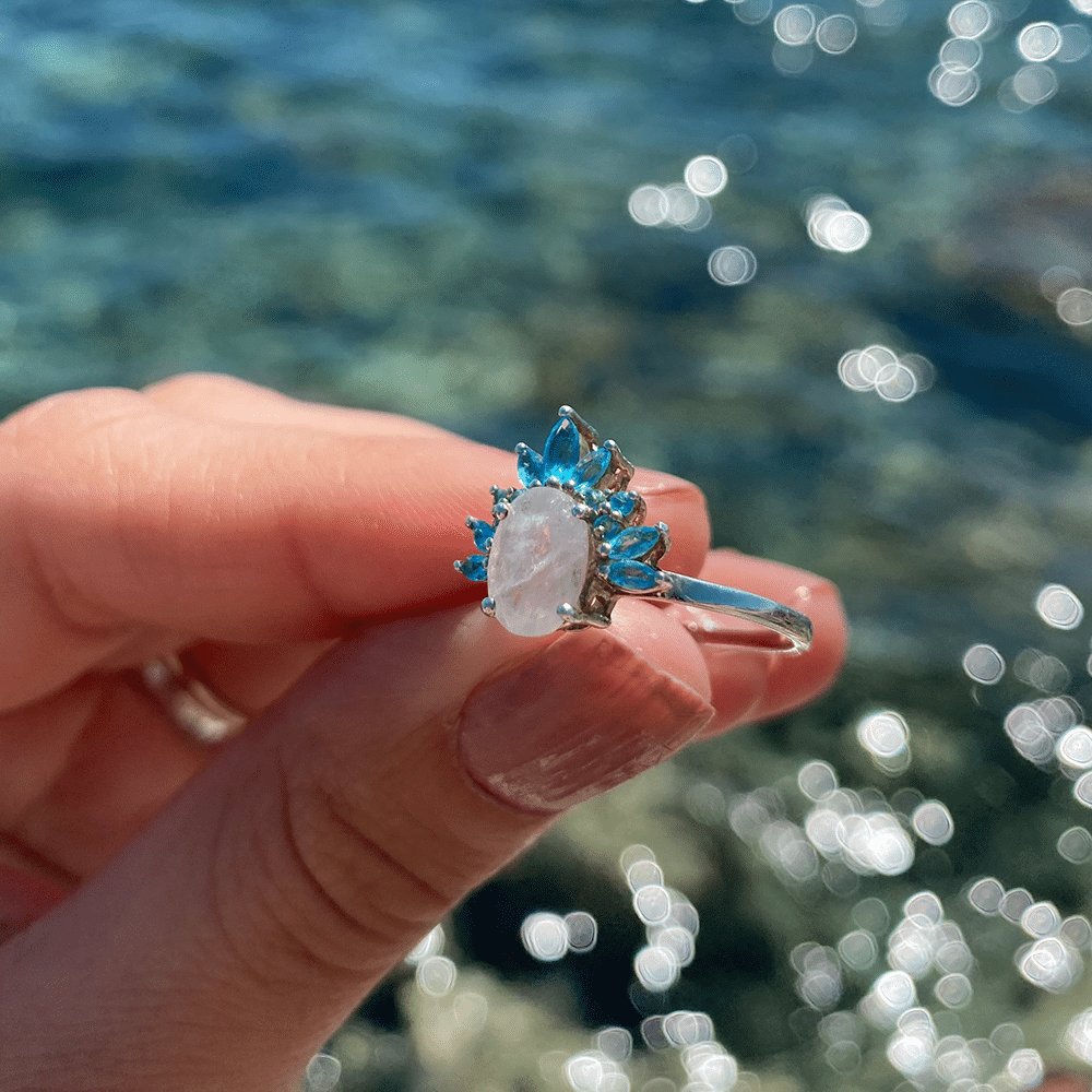 The Queen Ring