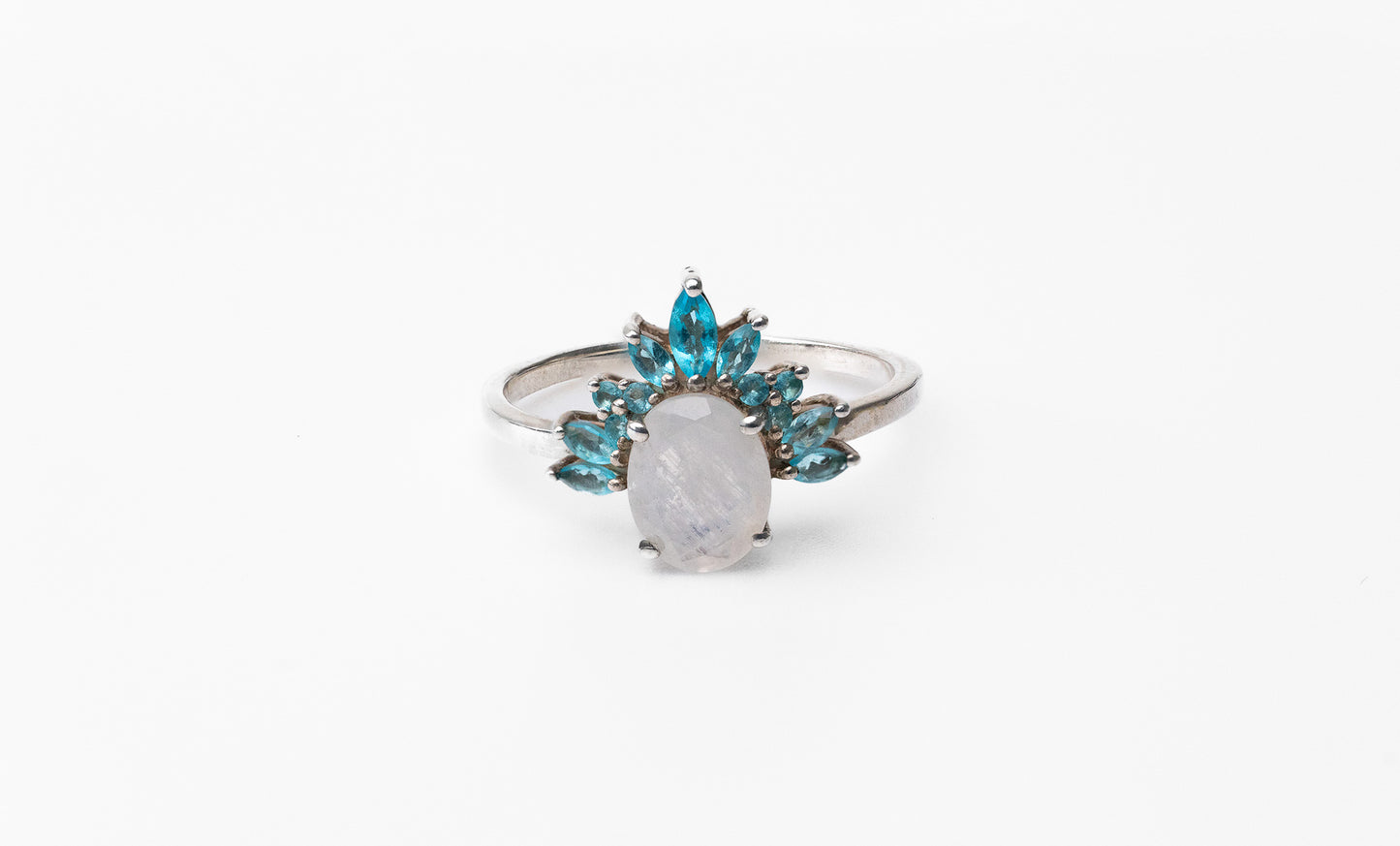 The Queen Ring