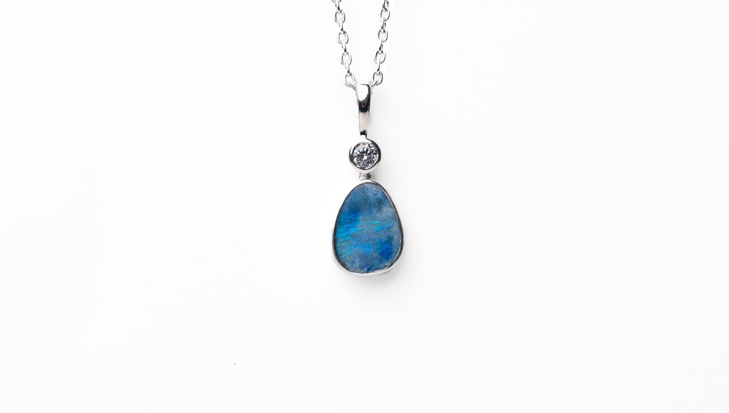 The L’Australian Opale Ketting