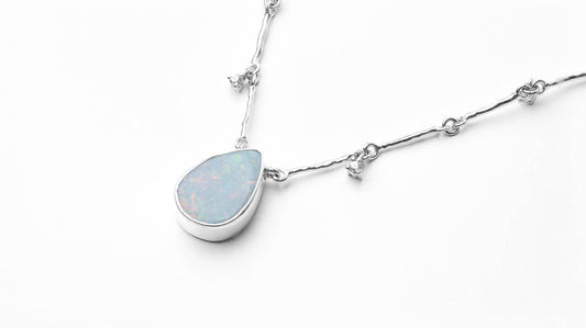 L’Australian Opal Necklace