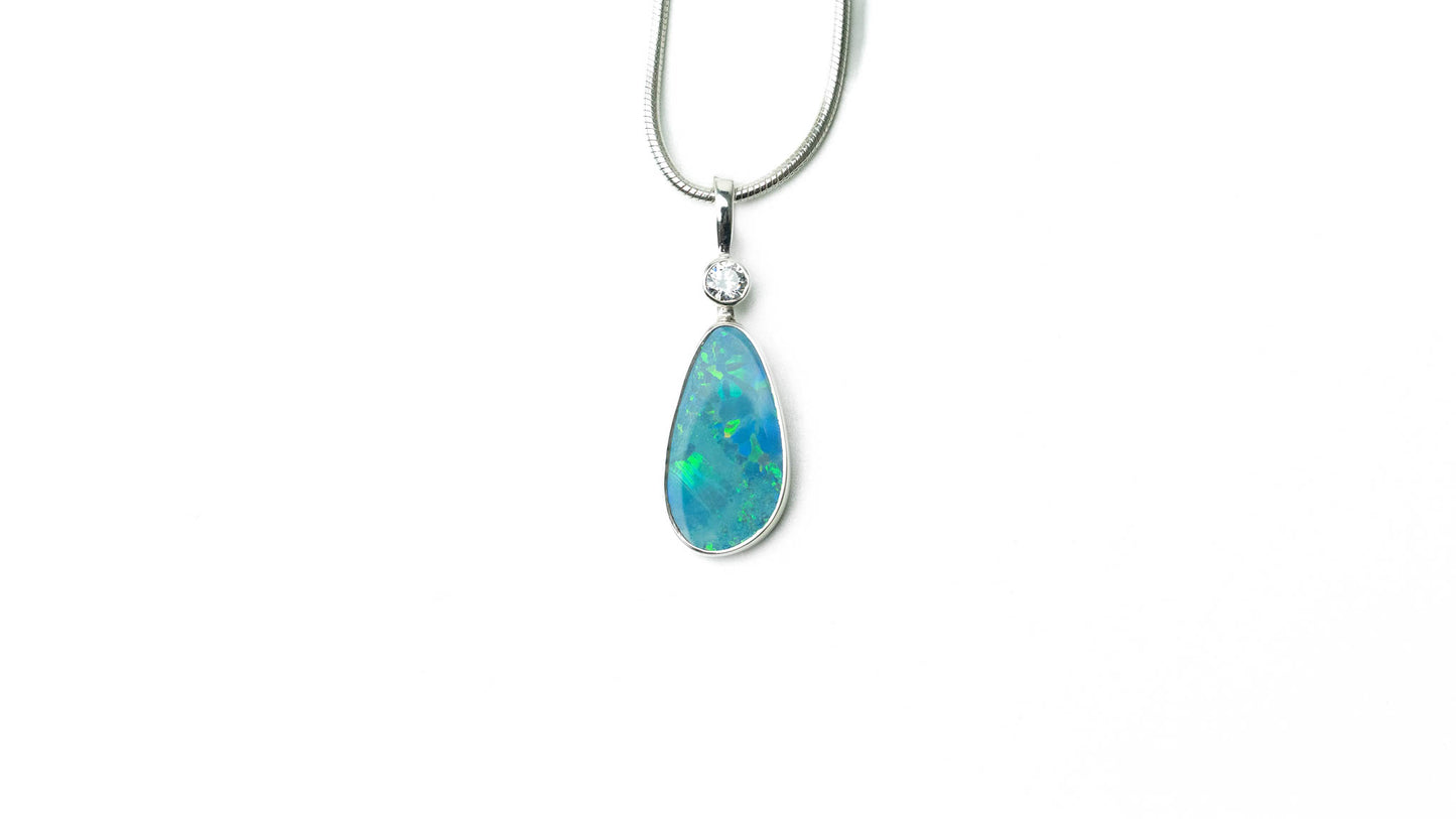The L'Australian Opal Necklace