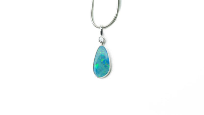The L'Australian Opal Necklace