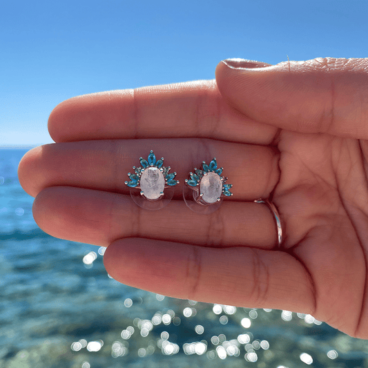 Queen Earring