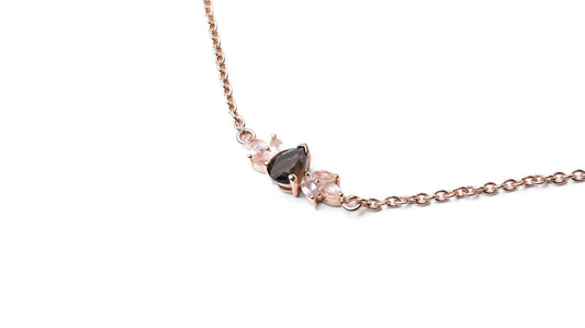 Rose Smoky Necklace