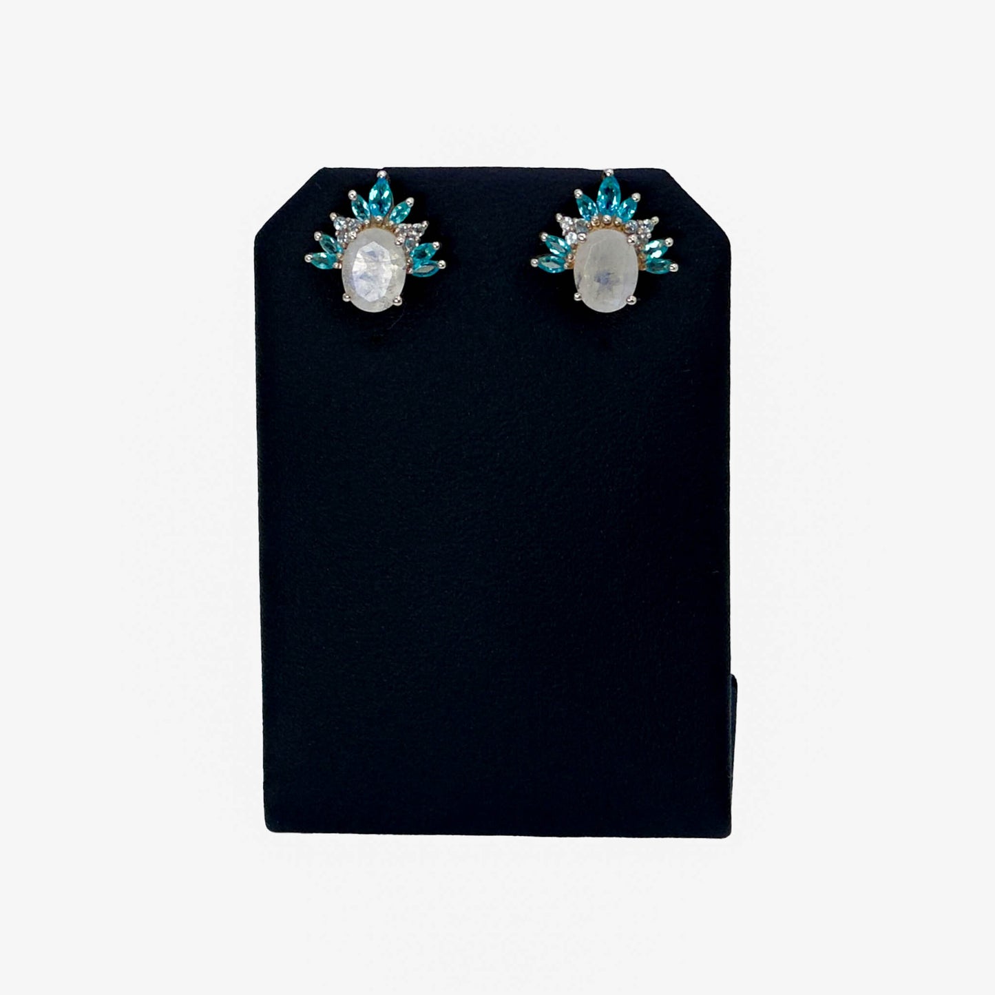 Queen Earring